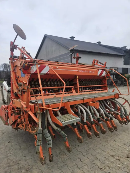 Zestaw uprawowo-siewny KUHN Integra 3 m - Zestaw Siewny - MAGJAR